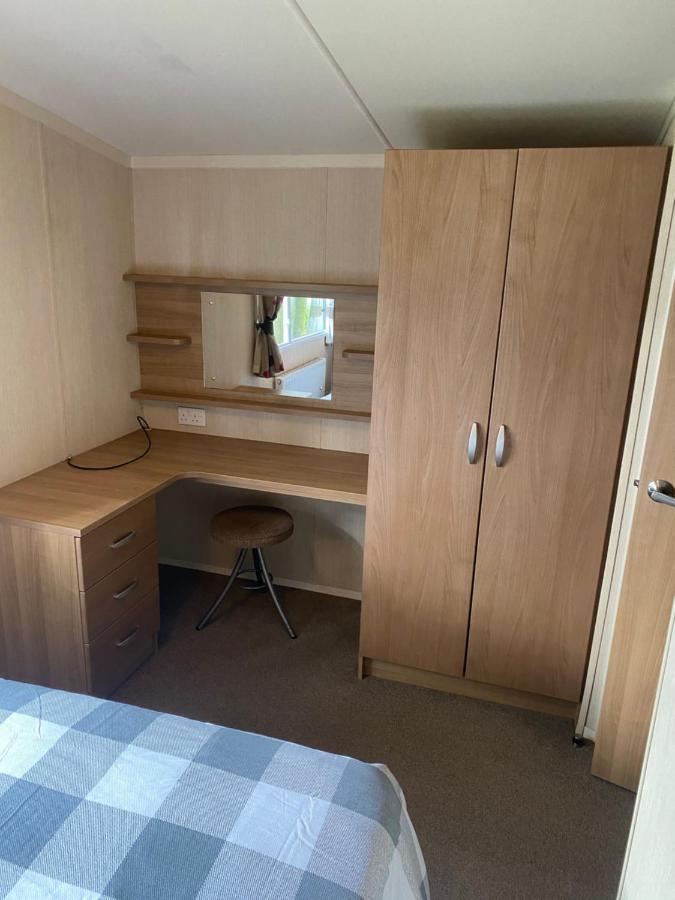 Prestige Static Caravan On 5 Star Holiday Park Cheswick  Eksteriør billede